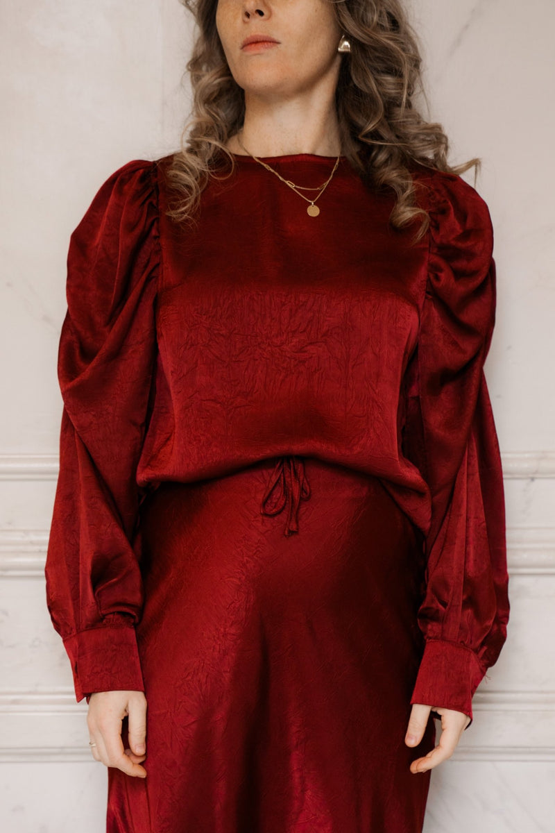 Satin look top bordeaux - Bij Keesje - Bij Keesje