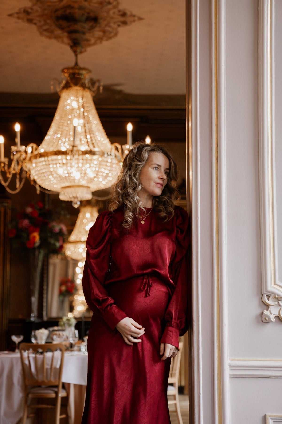 Satin look top bordeaux - Bij Keesje - Bij Keesje