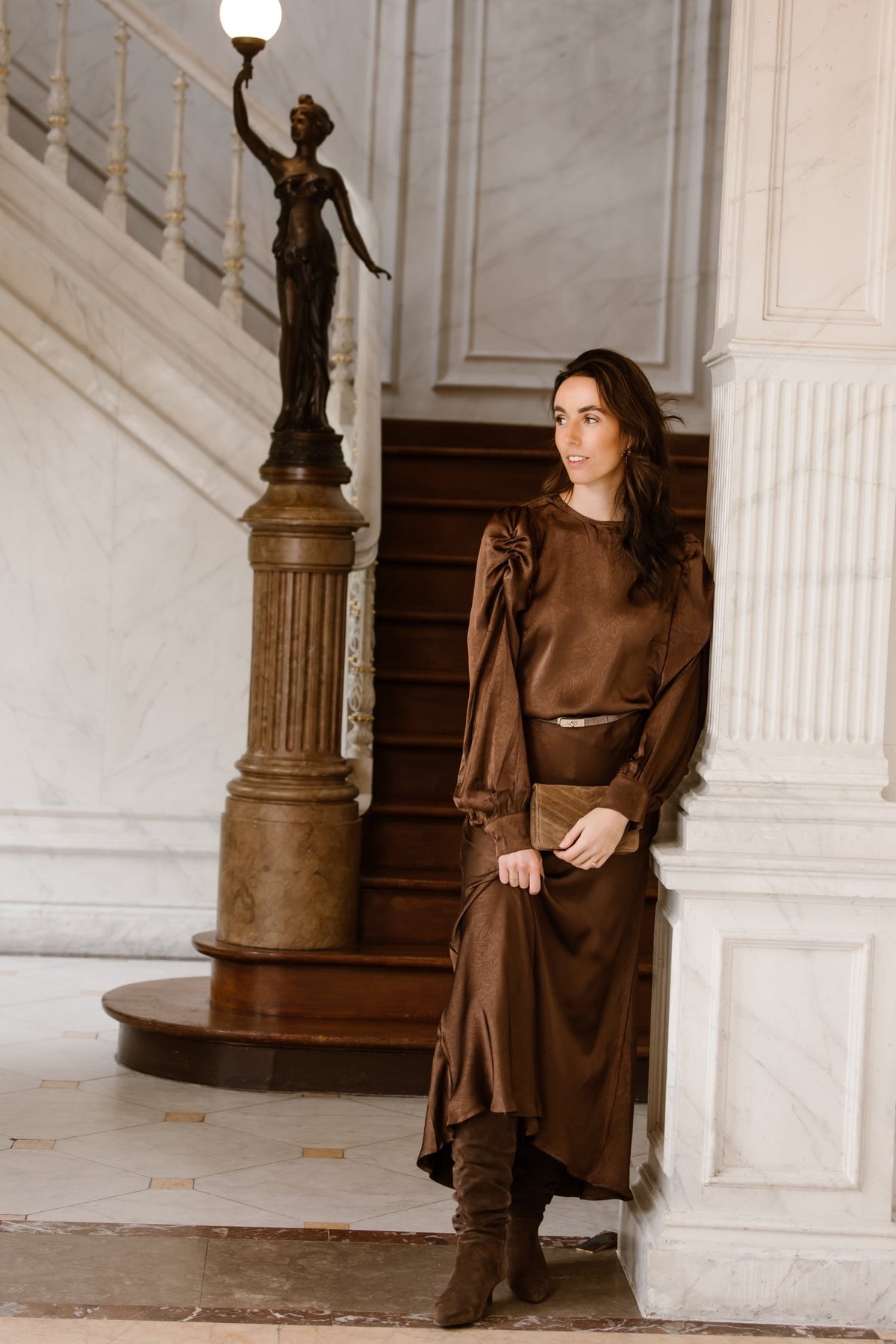 Satin look top brown - Bij Keesje - Bij Keesje