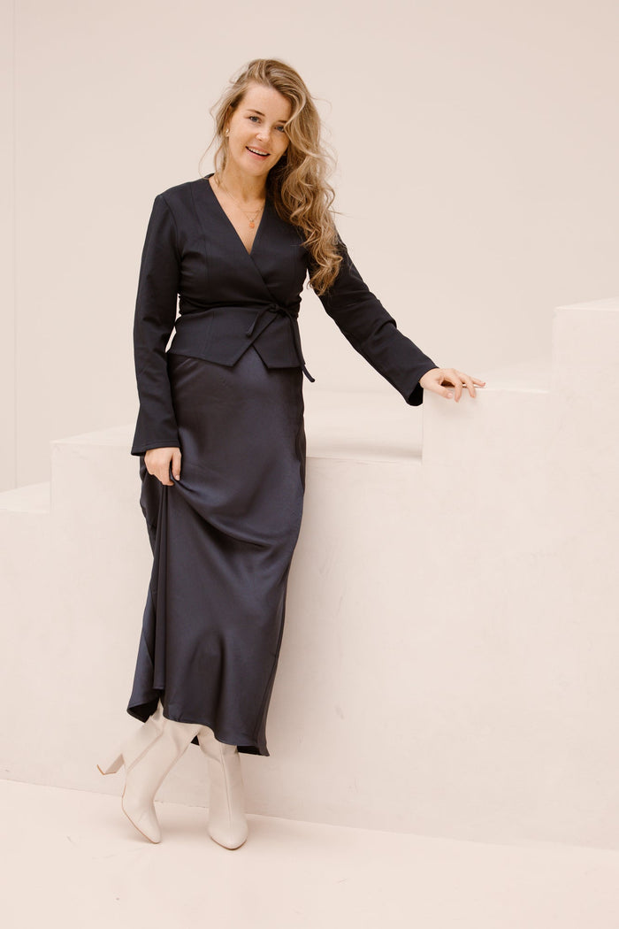 Simmi wrap blouse navy - Bij Keesje - Neo Noir