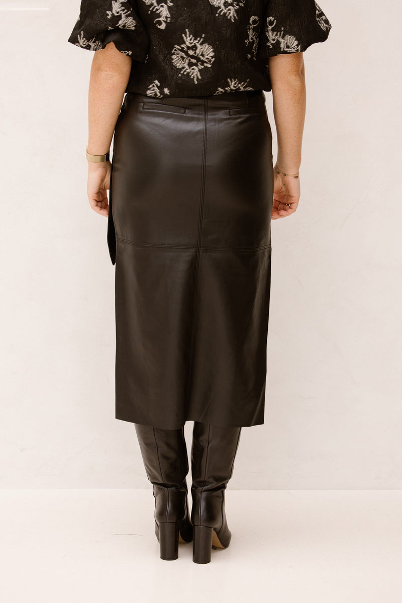 Skirt PU belted black 709 - Bij Keesje - Esqualo