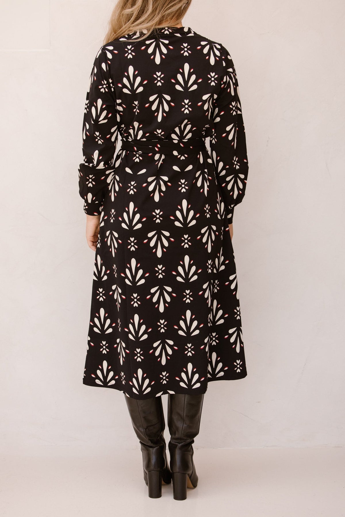 SL Dress Black - Off white 25656 - Bij Keesje - Smashed Lemon