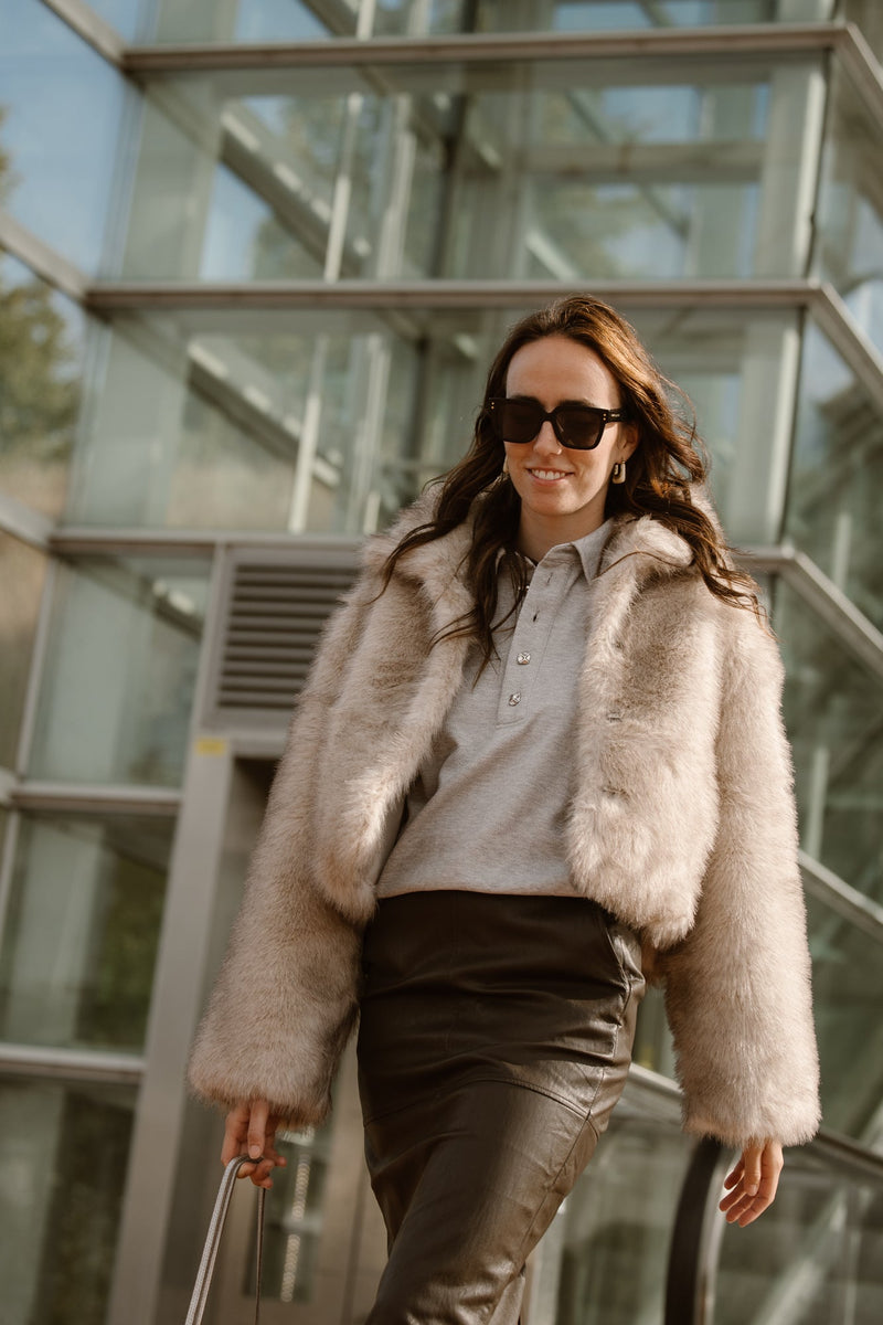 Steff faux fur jacket beige - Bij Keesje - Neo Noir
