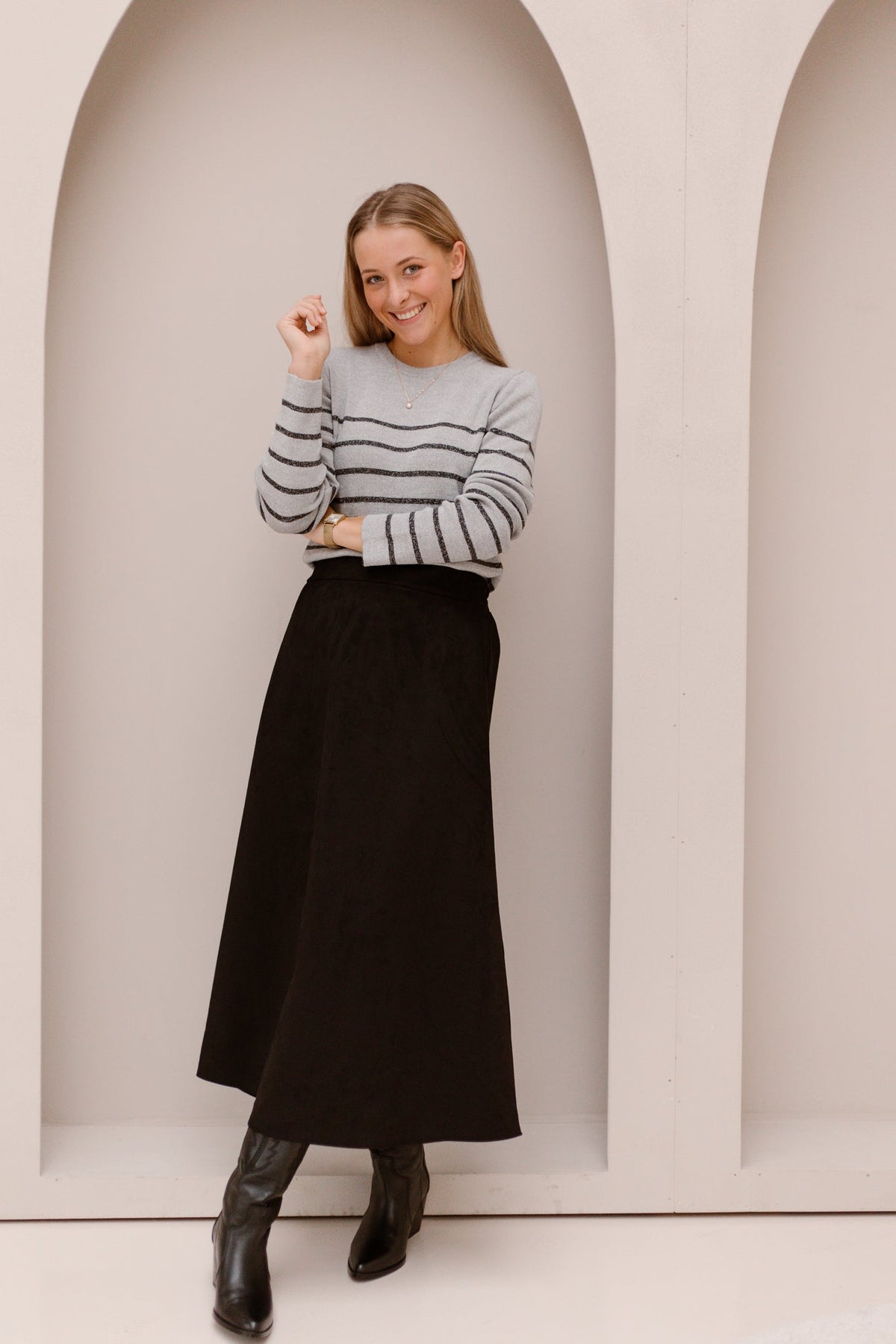 Suedine midi skirt black - Bij Keesje - Bij Keesje