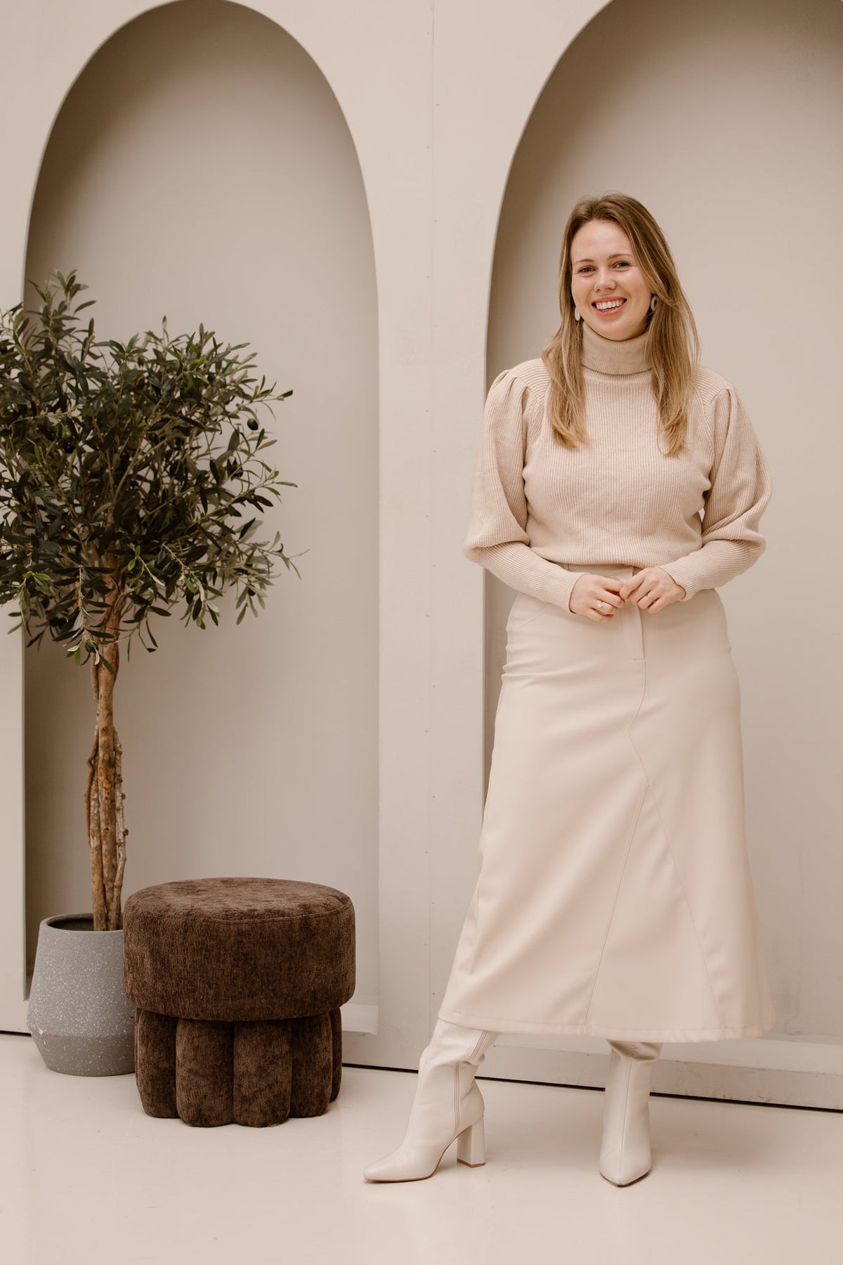 Sweater collar with rib and puff sleeves beige - Bij Keesje - Bij Keesje