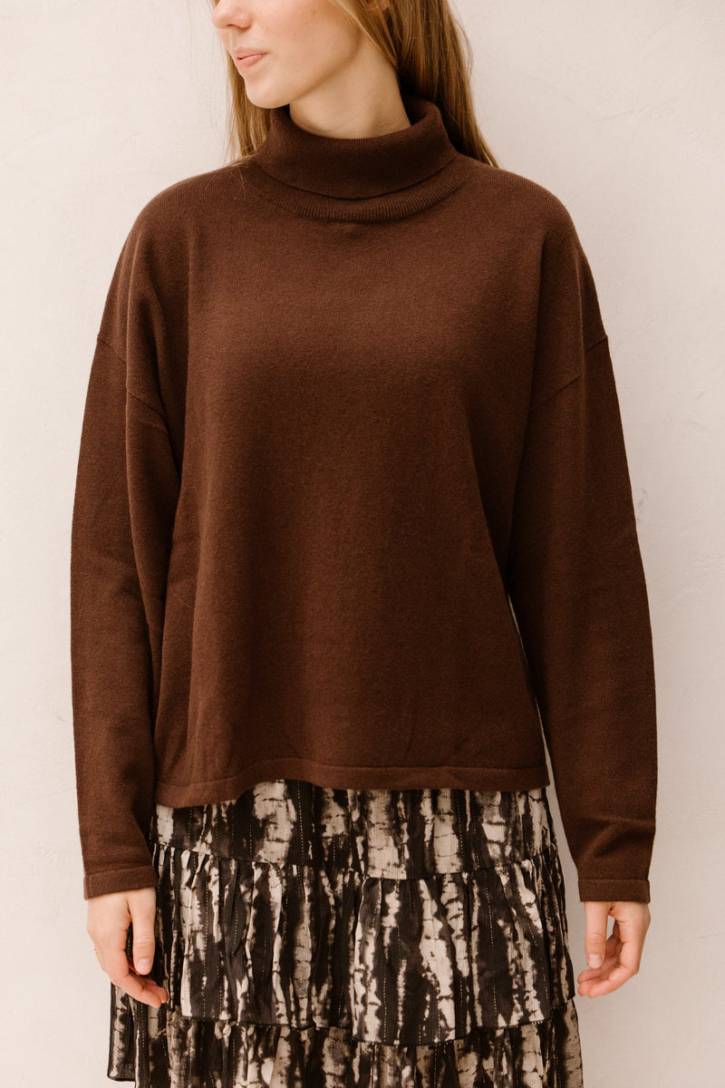 Sweater wool col basic choco 703 - Bij Keesje - Esqualo