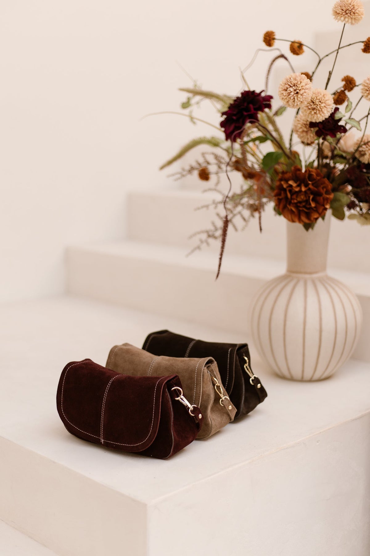 Tas Catania suede taupe - Bij Keesje - Bij Keesje - Tas