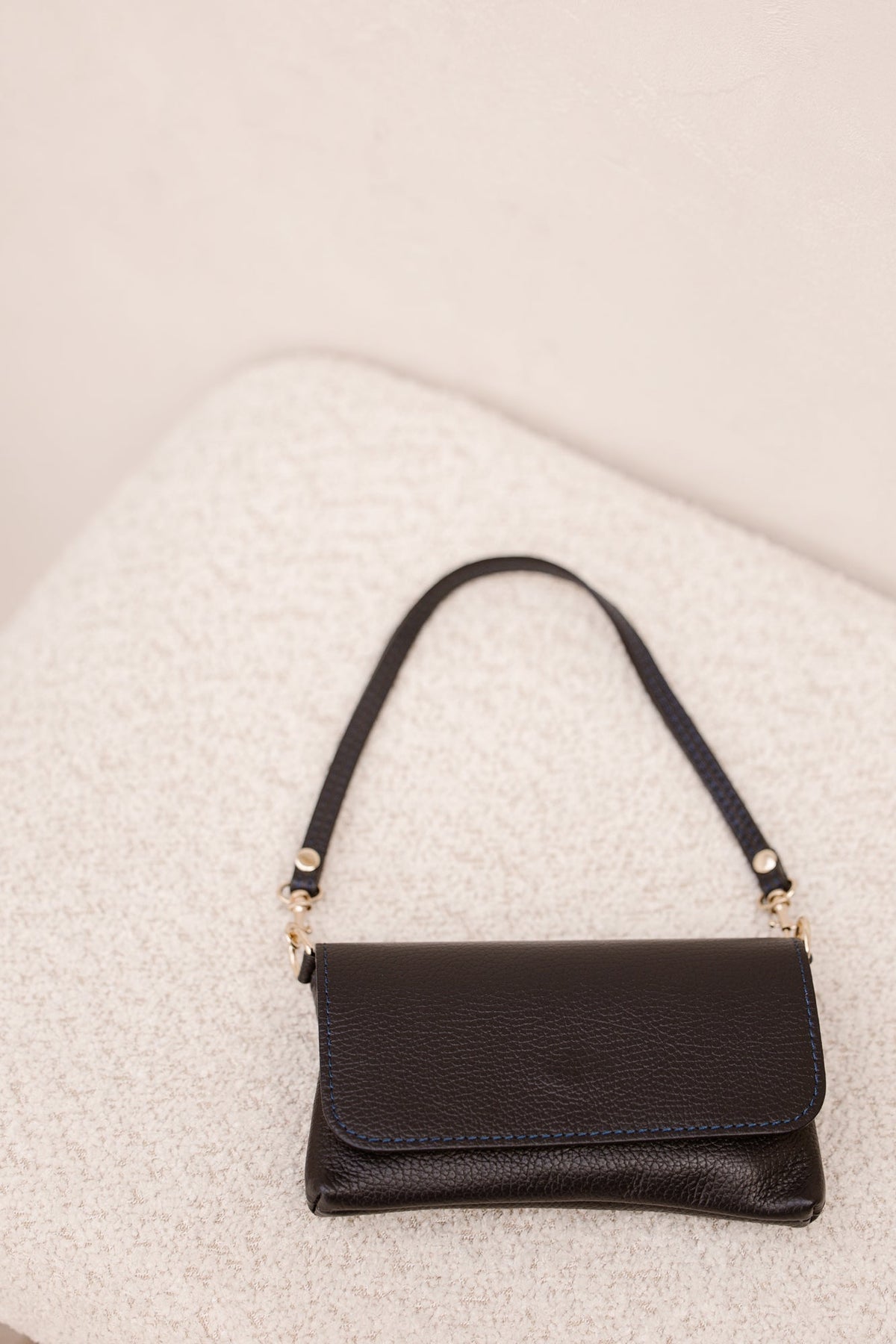 Tas Lara leer donkerblauw - Bij Keesje - Bij Keesje