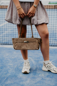 Tas Peet suede taupe - Bij Keesje - Bij Keesje - tas