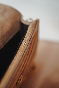 Tas Roos suede zand