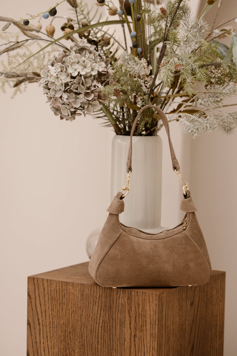 Tas Vanya suede taupe - Bij Keesje - Bij Keesje