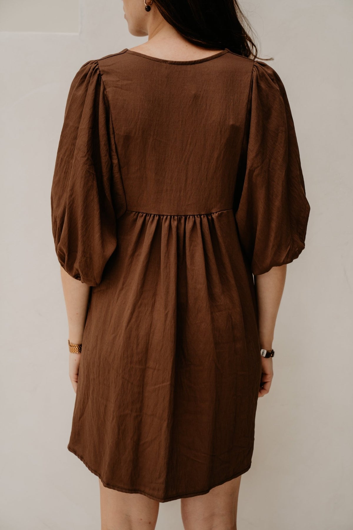 Tikva jurk kort bruin - Bij Keesje - Bij Keesje - Jurk