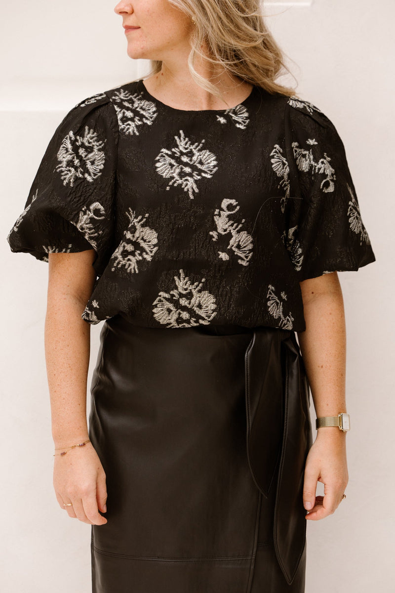 Top jacquard puff slve black 701 - Bij Keesje - Esqualo