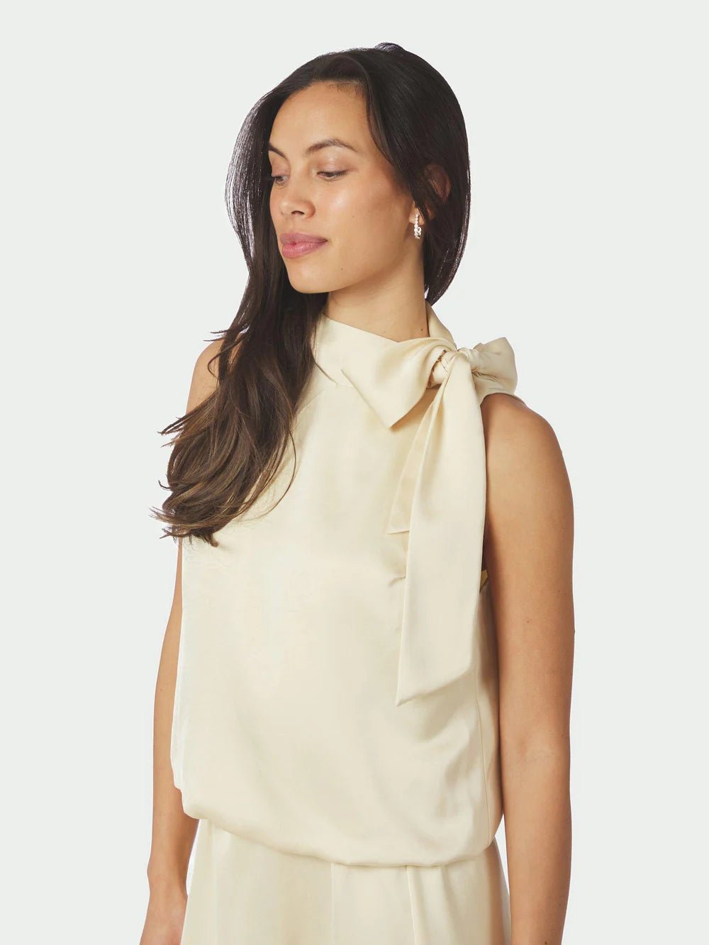 Veda heavy sateen top light yellow - Bij Keesje - Neo Noir - Blouse