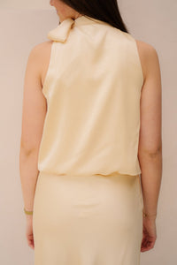 Veda heavy sateen top light yellow - Bij Keesje - Neo Noir - Blouse