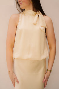 Veda heavy sateen top light yellow - Bij Keesje - Neo Noir - Blouse