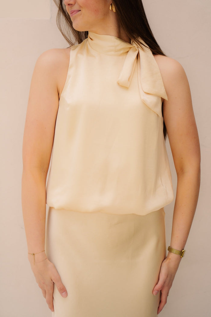 Veda heavy sateen top light yellow - Bij Keesje - Neo Noir - Blouse