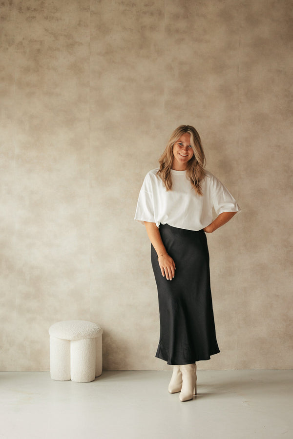 Vicky heavy sateen skirt black - Bij Keesje