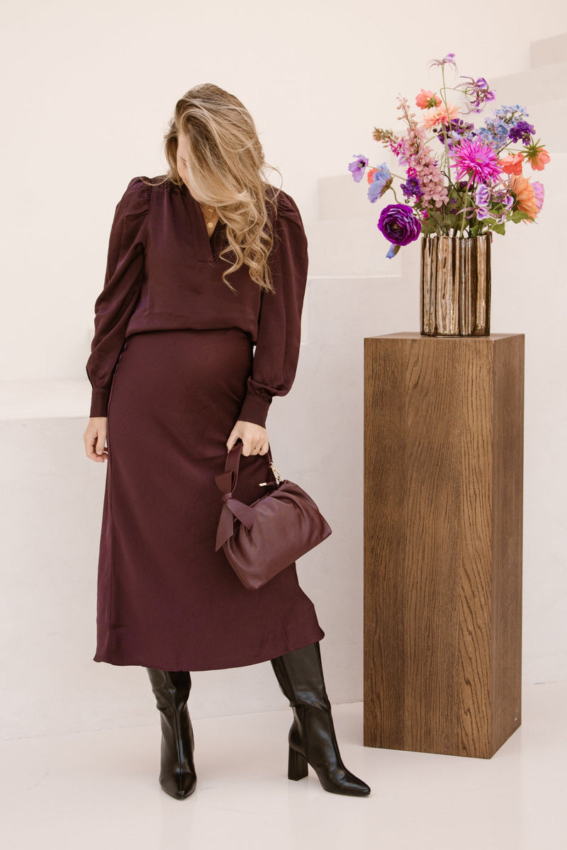 Vicky heavy sateen skirt burgundy - Bij Keesje - Neo Noir