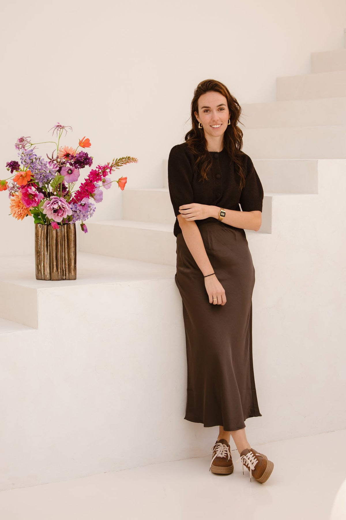 Vicky heavy sateen skirt dark brown - Bij Keesje - Neo Noir