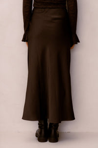 Vicky heavy sateen skirt dark brown - Bij Keesje - Neo Noir