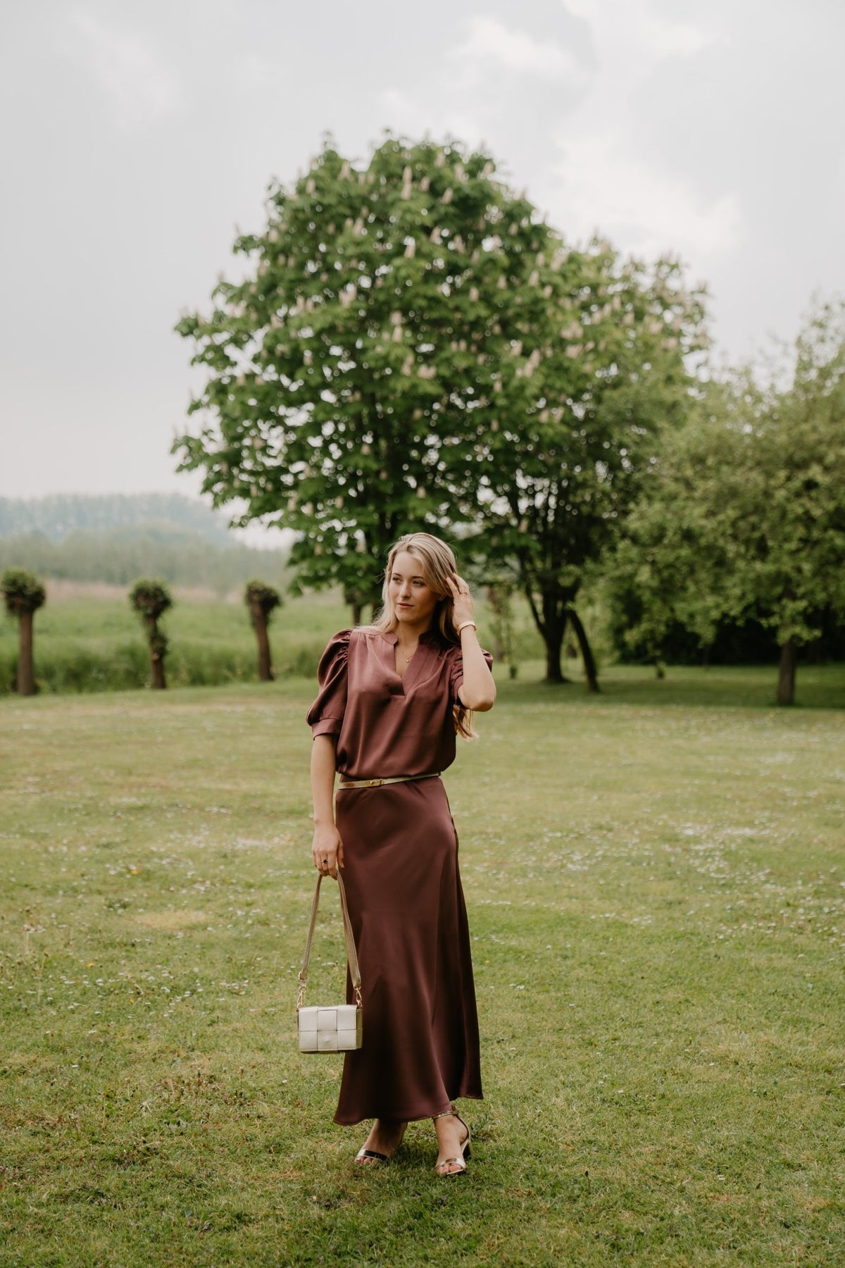 Vicky heavy sateen skirt dark rose NN - Bij Keesje - Neo Noir - rok