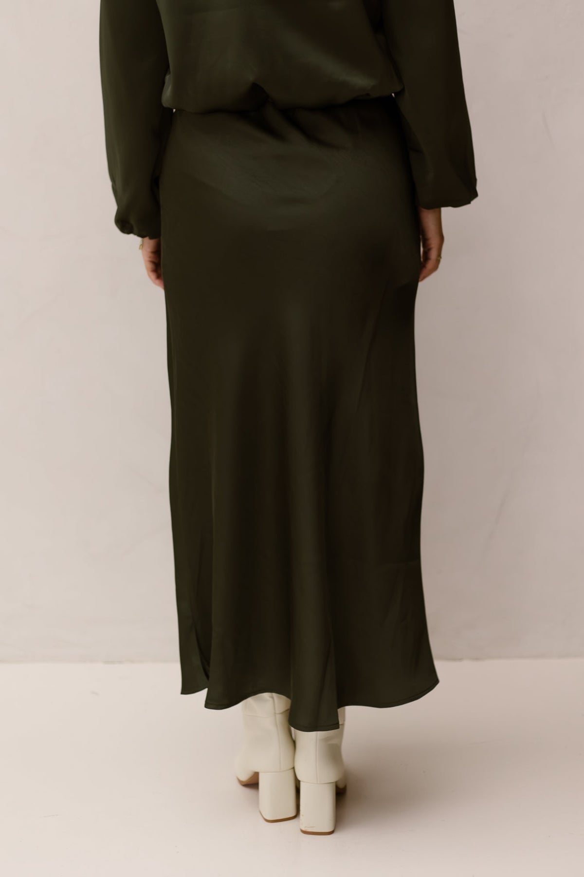 Vicky heavy sateen skirt deep green - Bij Keesje - Neo Noir - Rokken