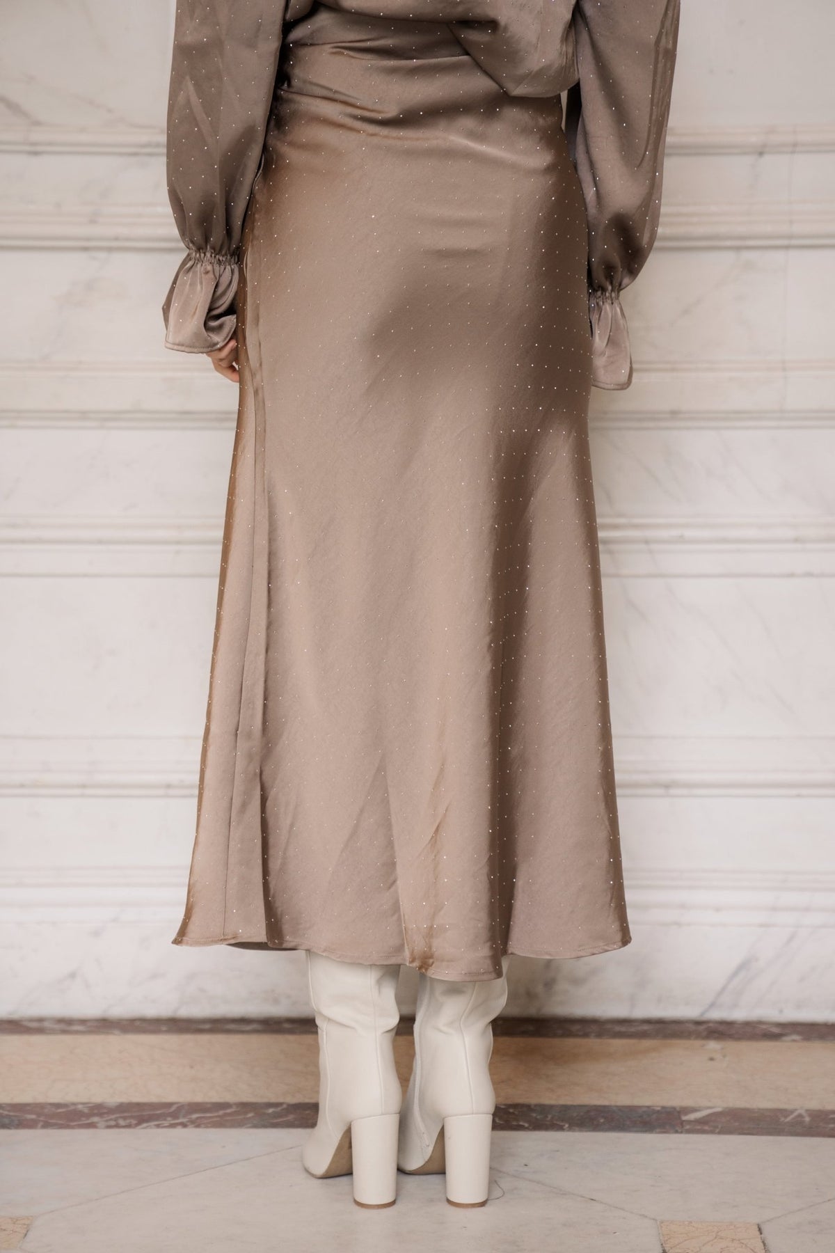 Viso Heavy Sateen Bedaz Skirt Dark Taupe - Bij Keesje - Neo Noir