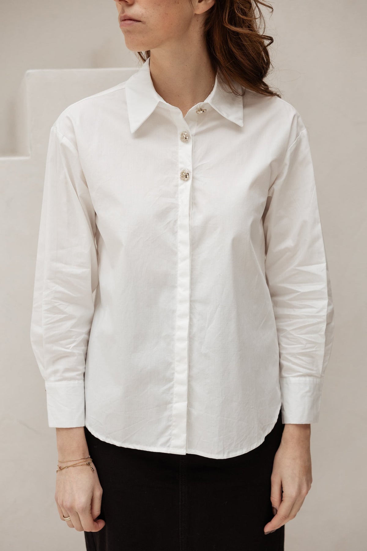 White blouse golden button - Bij Keesje - Bij Keesje