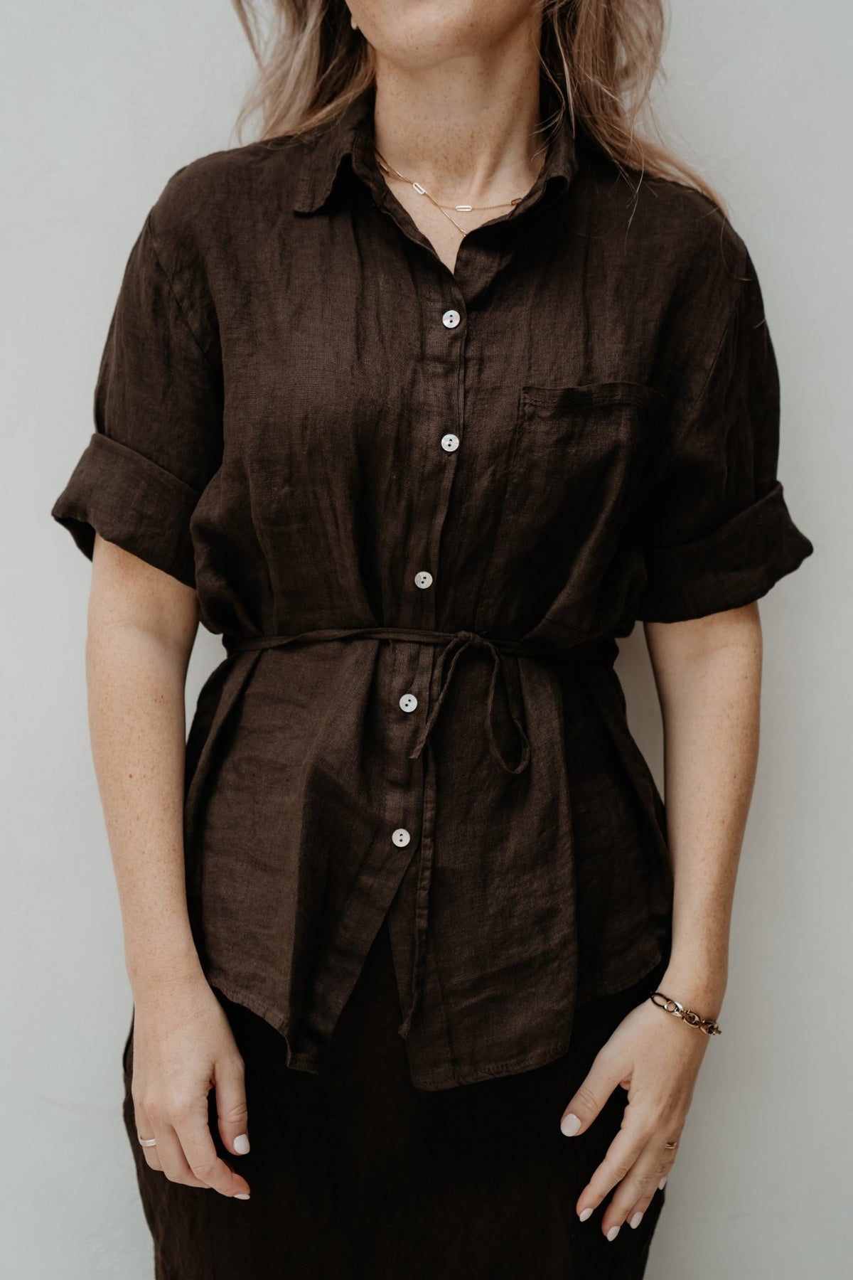 Yalena blouse linnen brown - Bij Keesje - Bij Keesje - Blouse