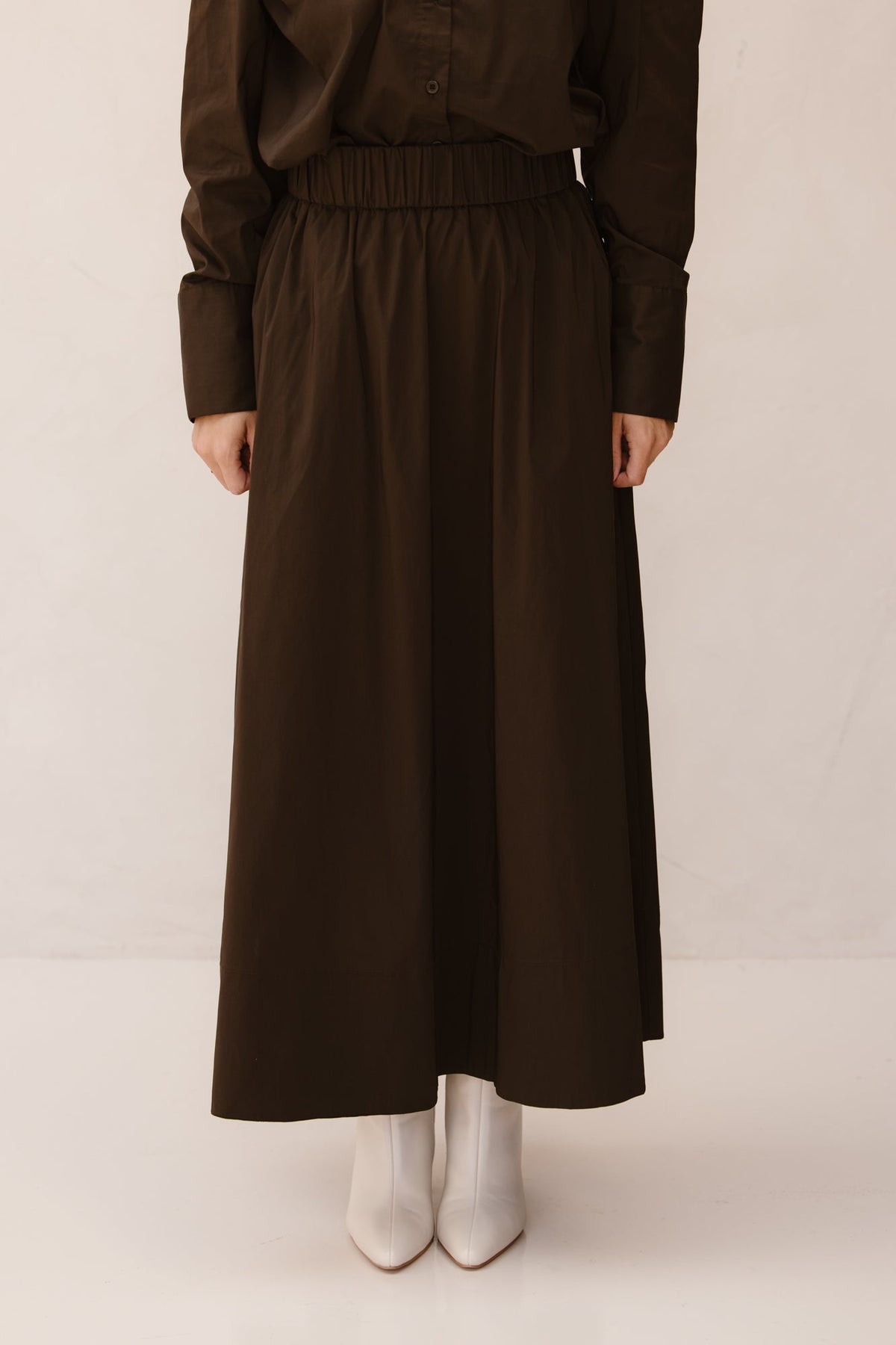 Yara long poplin skirt chocolate brown - Bij Keesje - Neo Noir