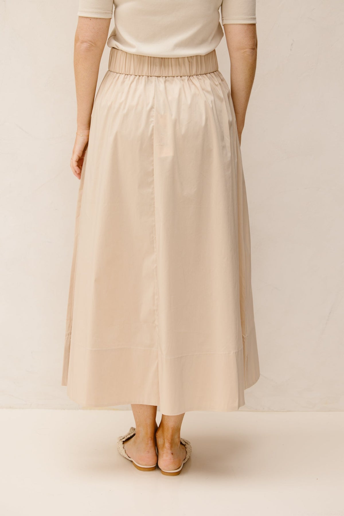 Yara long poplin skirt dark sand - Bij Keesje - Neo Noir