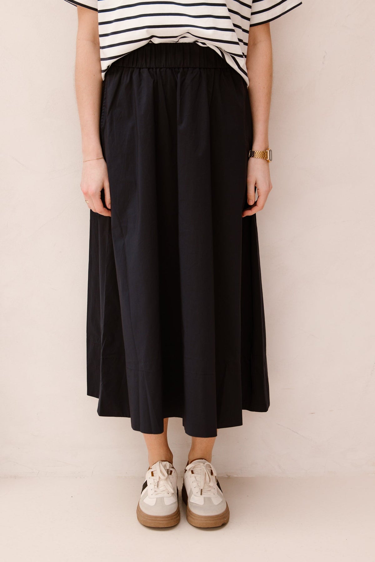 Yara long poplin skirt navy - Bij Keesje - Neo Noir - rokken