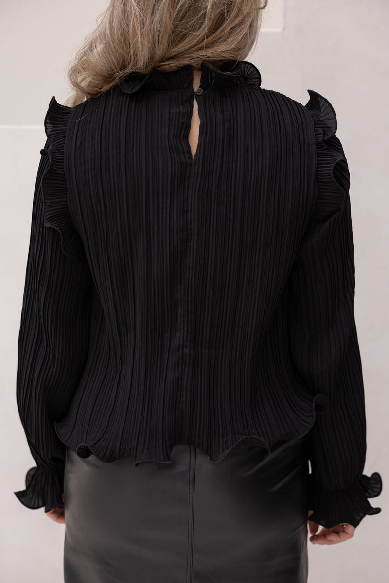 Yasphilina high neck top black - Bij Keesje