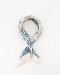 Zaya zijde sjaaltje blue paisley - Bij Keesje - Bij Keesje