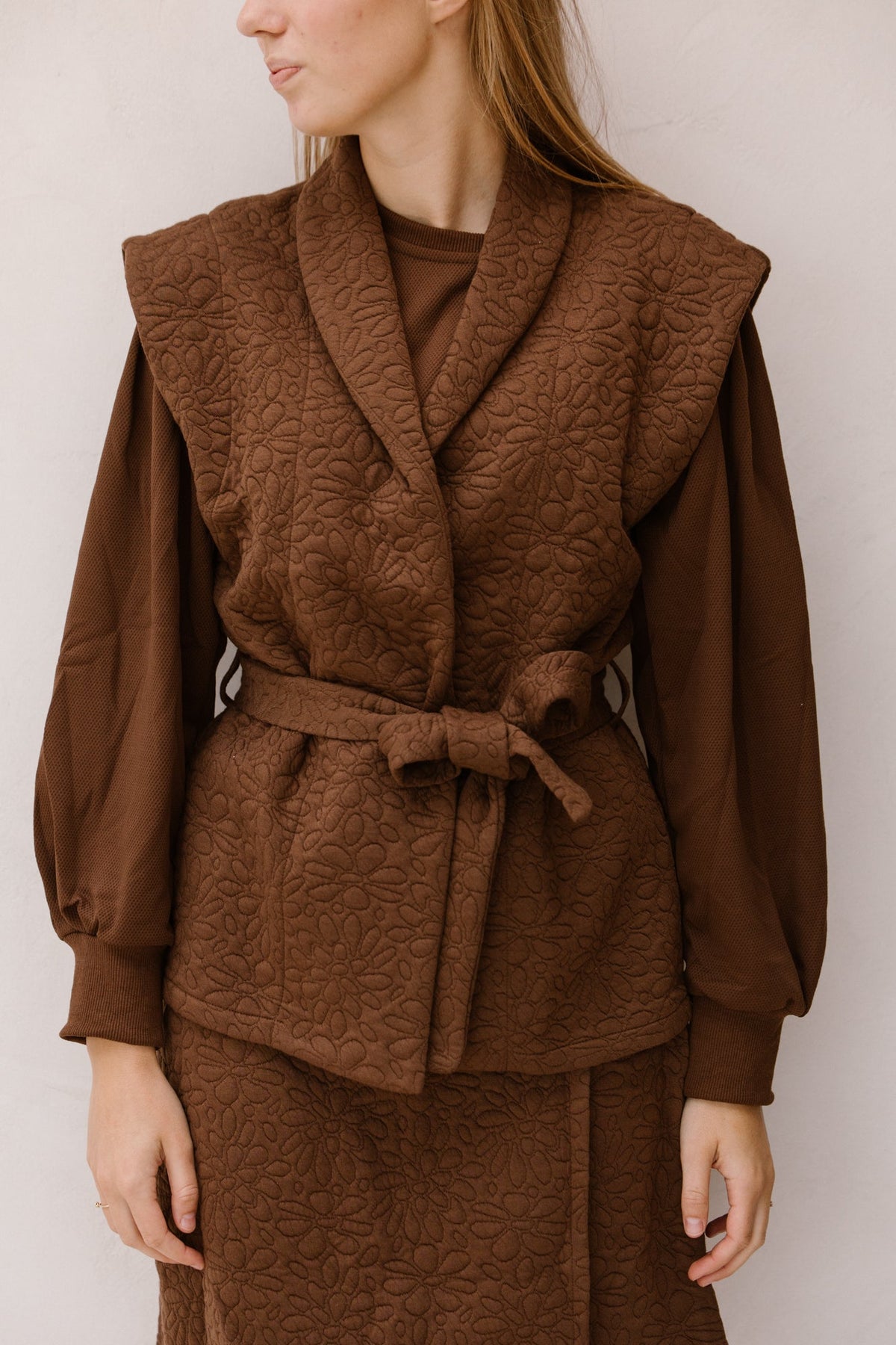 Zelia gilet donkerbruin - Bij Keesje - Bij Keesje